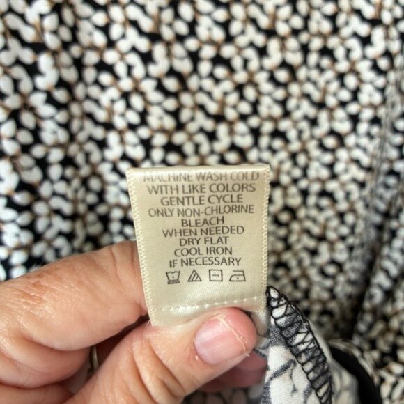 Max Studio Black and Cream Floral Tunic Top Plus 2X Office Professional - Picture 5 of 7